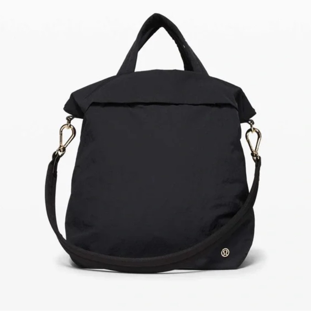 Lululemon On My Level Bag 19L
Colour black